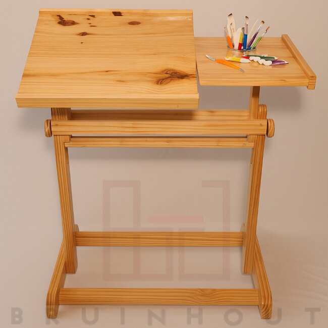 Mobile Painter’s Desk