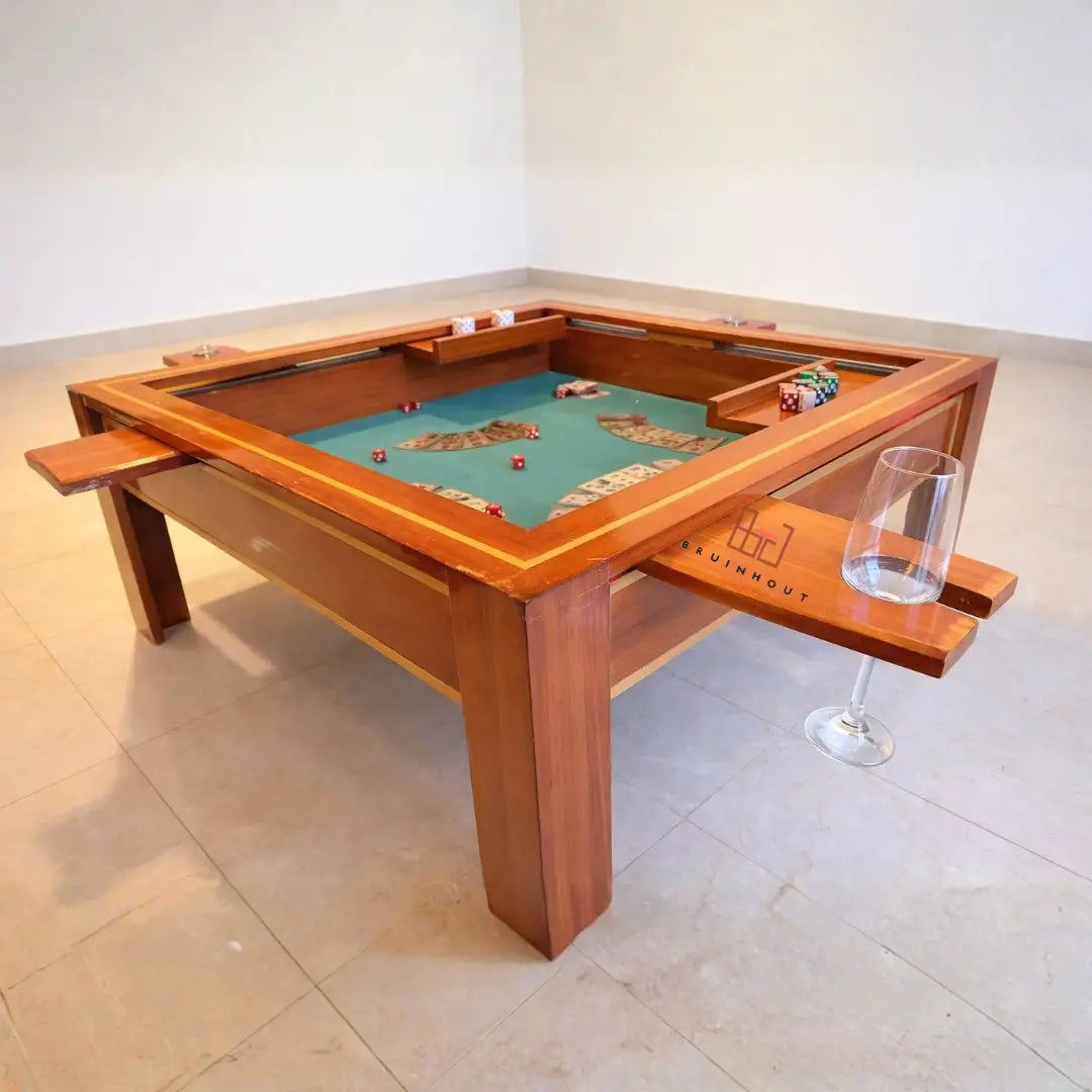BruinHout Heritage Poker Coffee Table